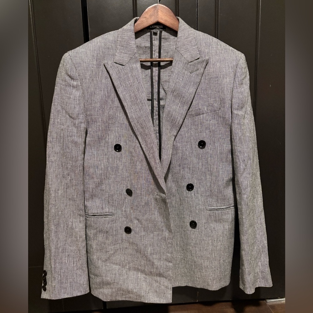 Express small linen black and white suit